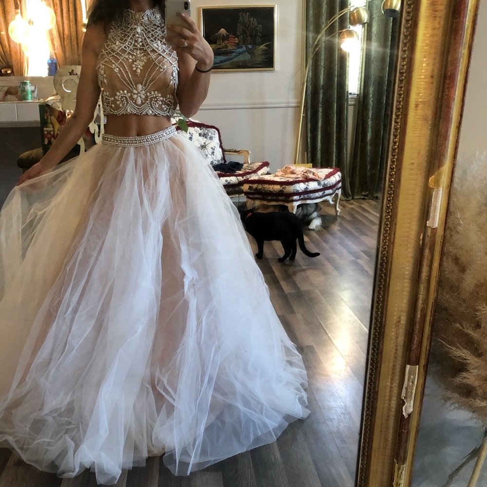 SHERRI HILL DRESS/ wedding dress or prom dress.